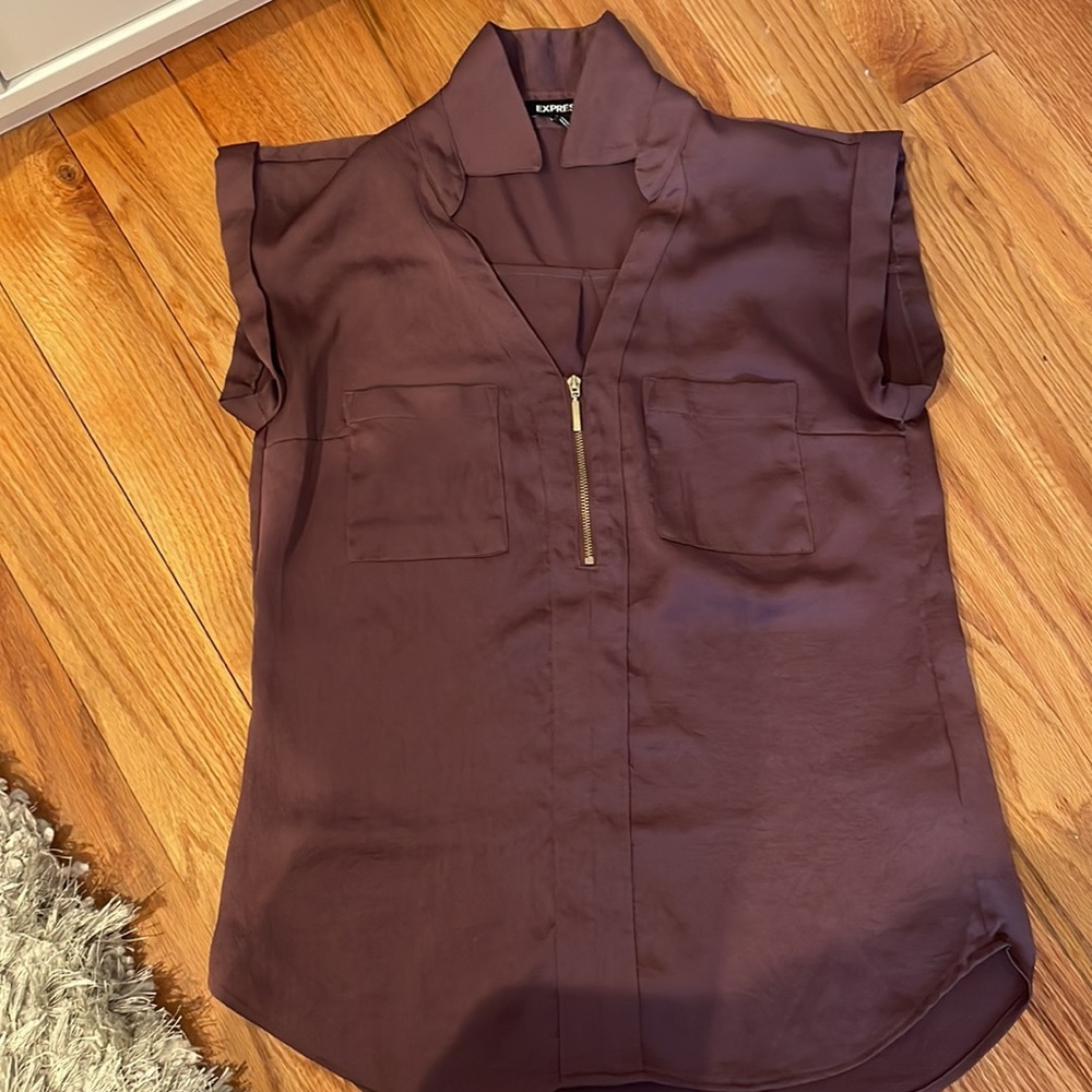 Express Top - Picture 2 of 5